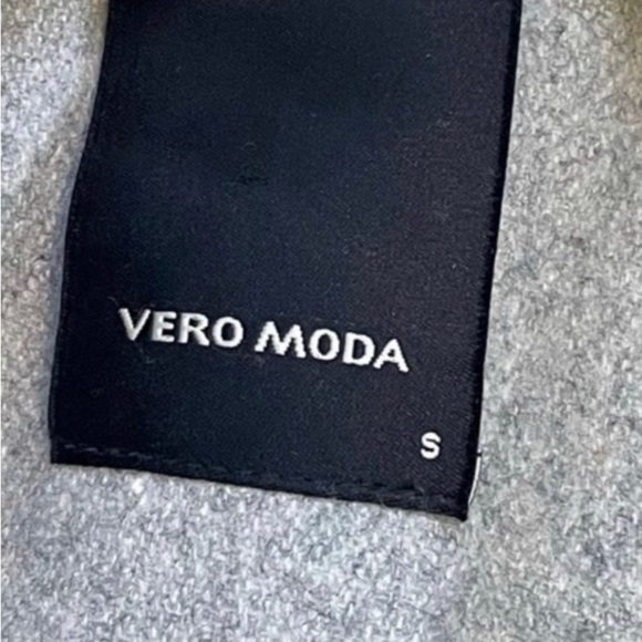 Vero ModA Moto Jacket. Fantastic Pre Loved Condition. - Picture 6 of 9